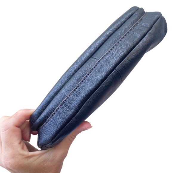 Fossil Black Pebbled Leather Crossbody Purse - Picture 7 of 14